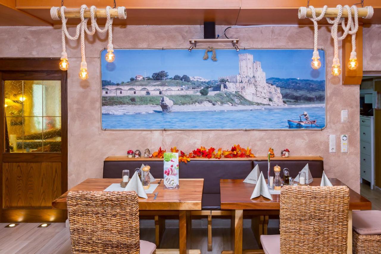 Zum Kleinen Italiener - Ristorante Pizzeria Pension Geinberg Ngoại thất bức ảnh
